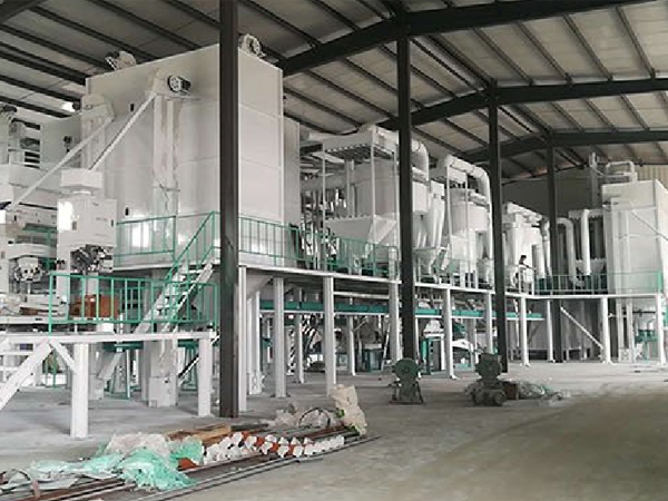 <a href=http://http://www.dlyrkj.cn/product/6/ target=_blank class=infotextkey>玉米加工機(jī)械</a>